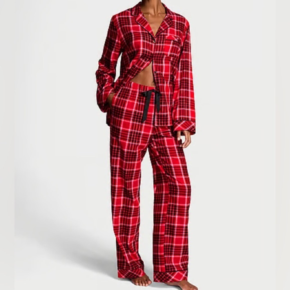 Victoria's Secret Flannel Long Pajama Set